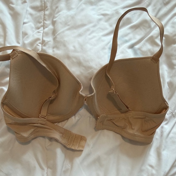 Tan Bra - Picture 3 of 4